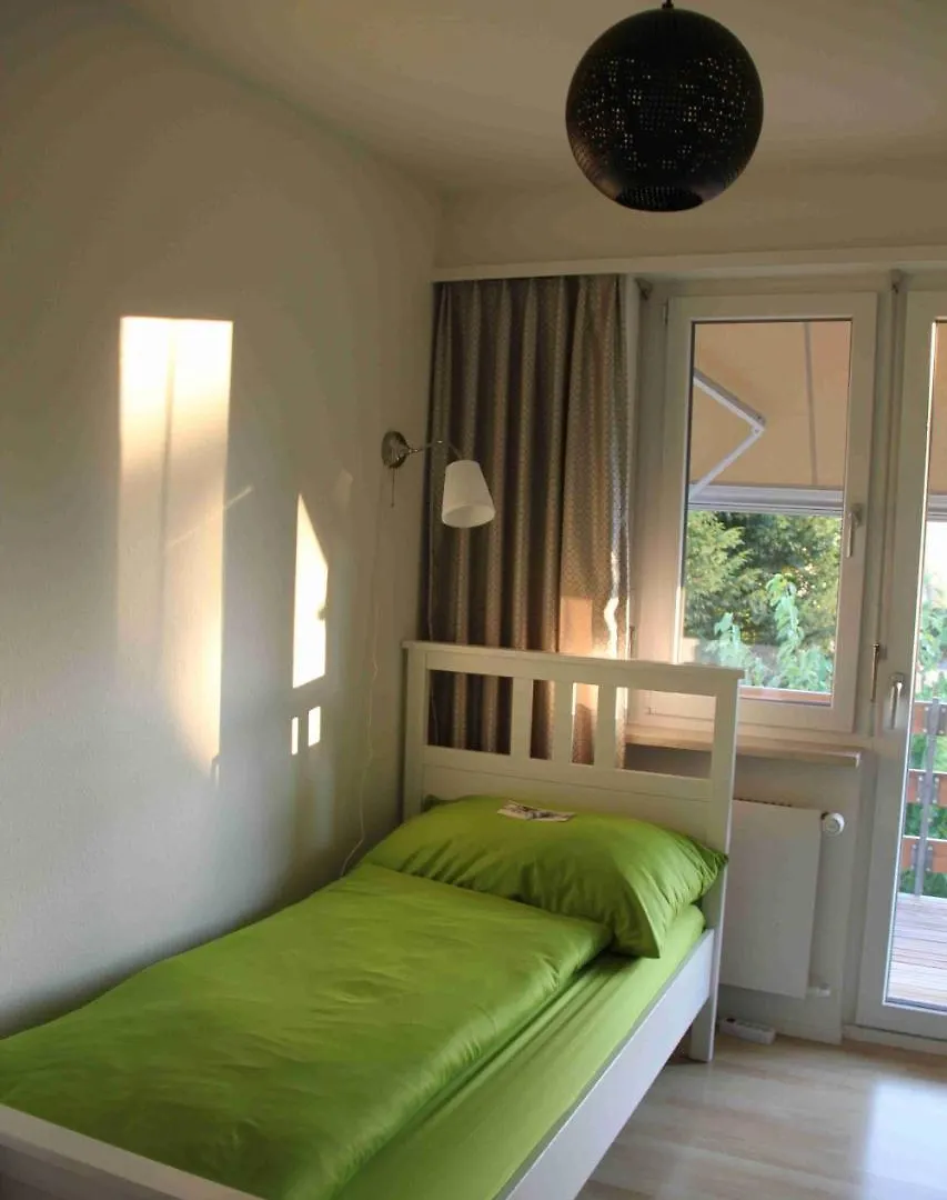 Schlafbar Bed and Breakfast Bazel 0*,