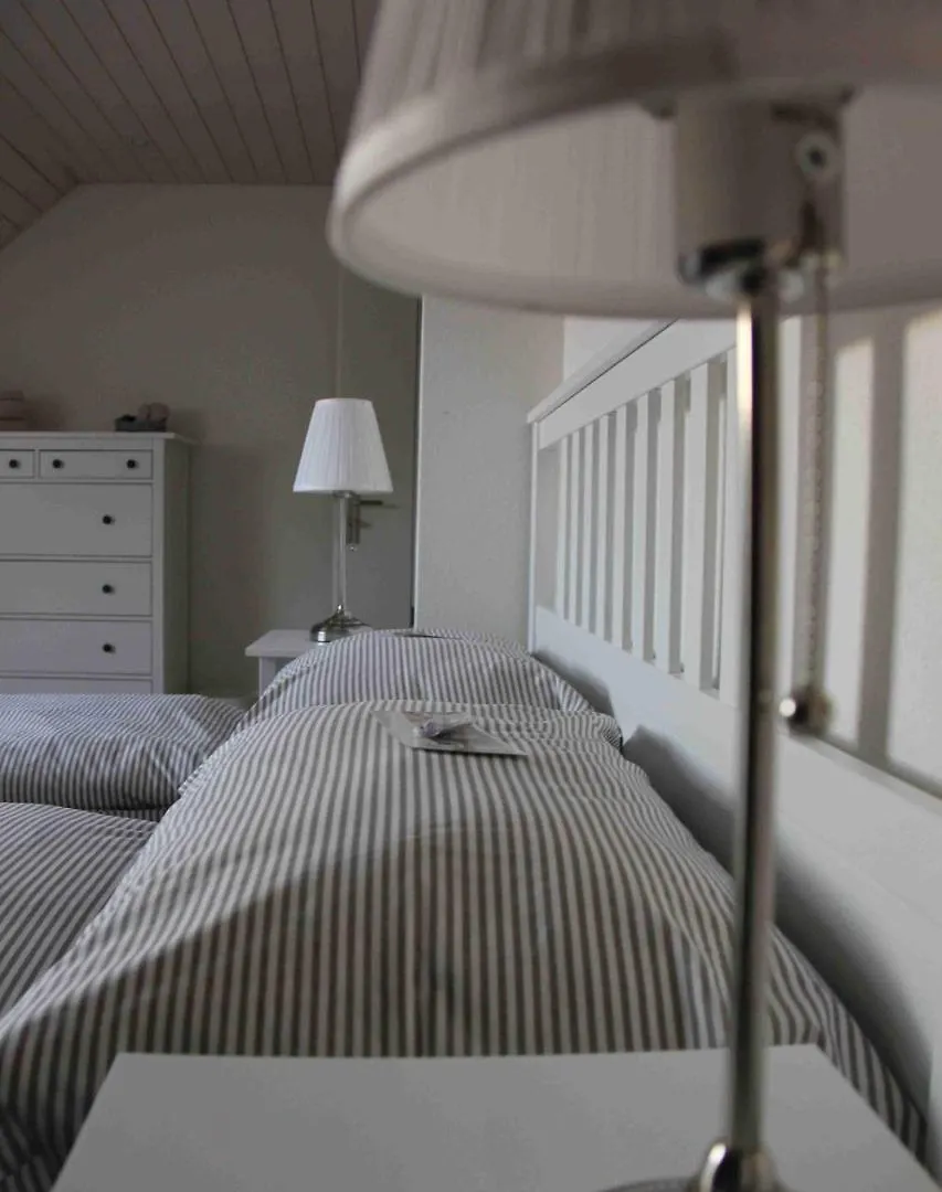Schlafbar Bed and Breakfast Bazel