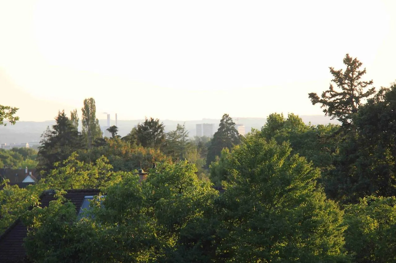 Schlafbar Bed and Breakfast Bazel